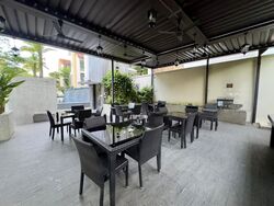 Holland Link (D10), Terrace #522817521